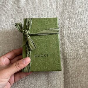 Gucci box
